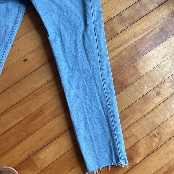 SOLD High rise Abercrombie and Fitch jeans - Picture 6 of 14